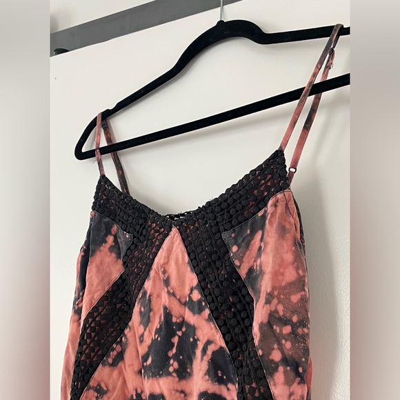 ✨SALE✨American Eagle Romper Tie Dye Cosmic MEDIUM Sleeveless Shorts Crocher - Picture 2 of 9